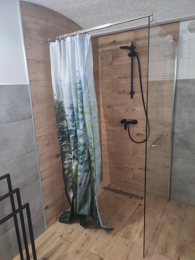 Chata Na Karpackiej Kostrzyca Esterno foto